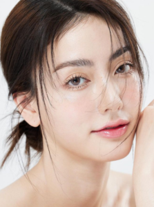 มีนา ริณา รอยสัก